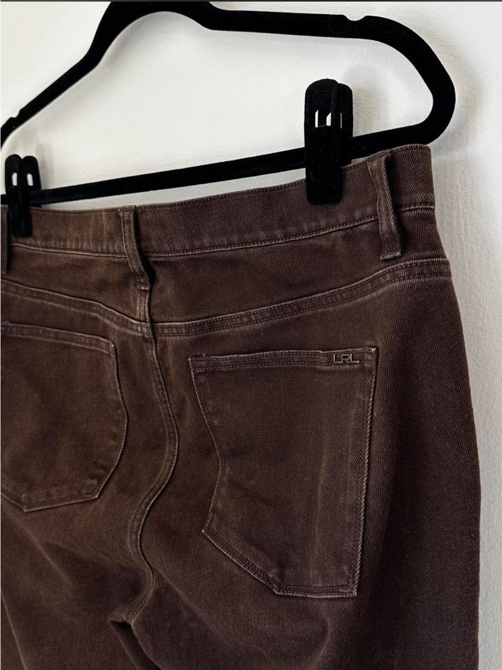 Brown Jeans - Classic Straight Fit